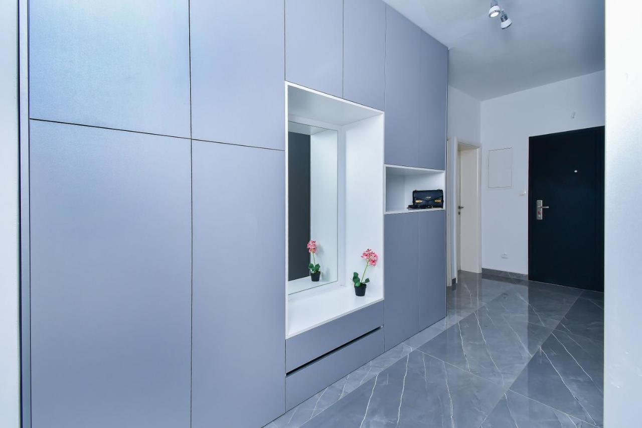 Apartment Ela Омиш Экстерьер фото