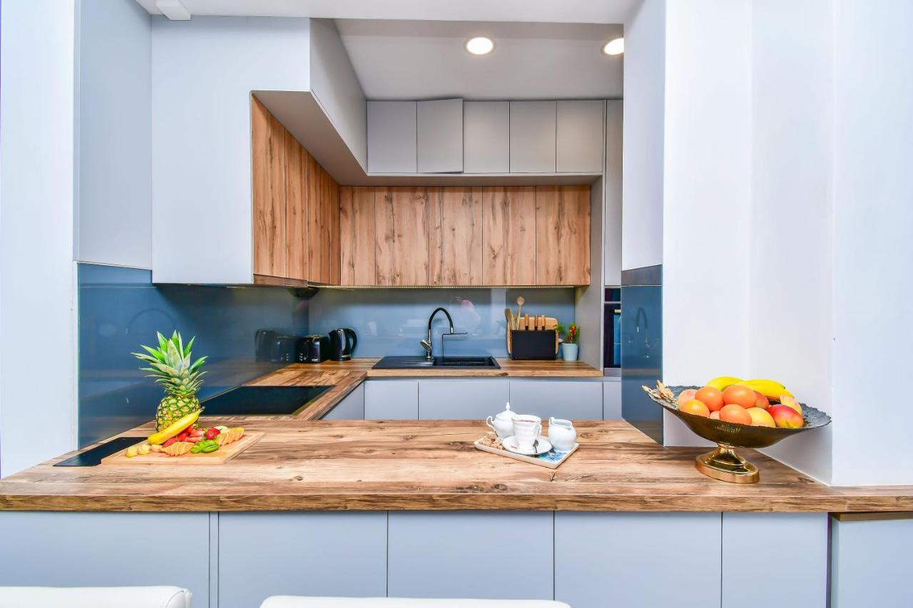 Apartment Ela Омиш Экстерьер фото